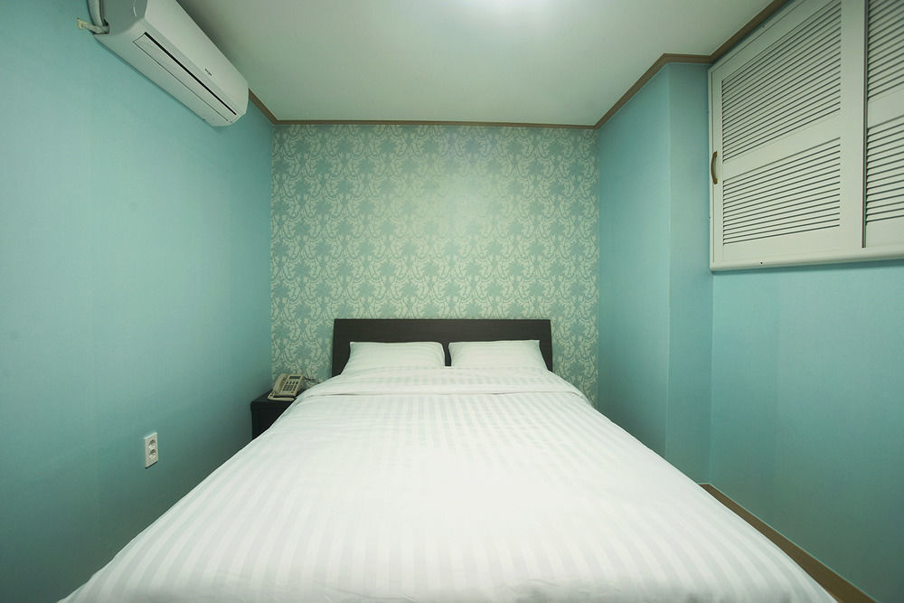 Orange Tree Hotel Чеджудо Экстерьер фото