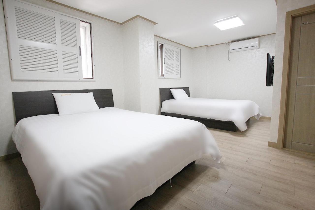 Orange Tree Hotel Чеджудо Экстерьер фото