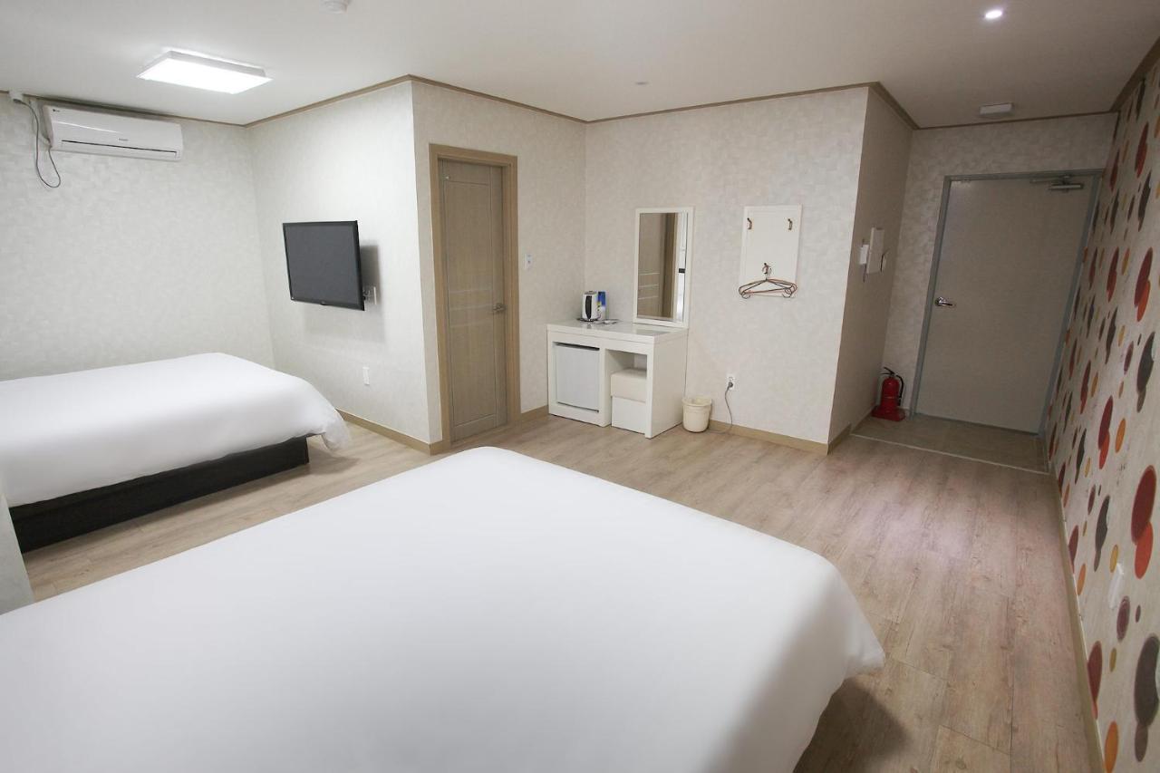Orange Tree Hotel Чеджудо Экстерьер фото